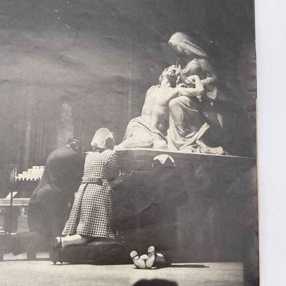 John F. Kennedy Life Magazine Memorial Edition President History Book Paperback - Picture 12 of 15